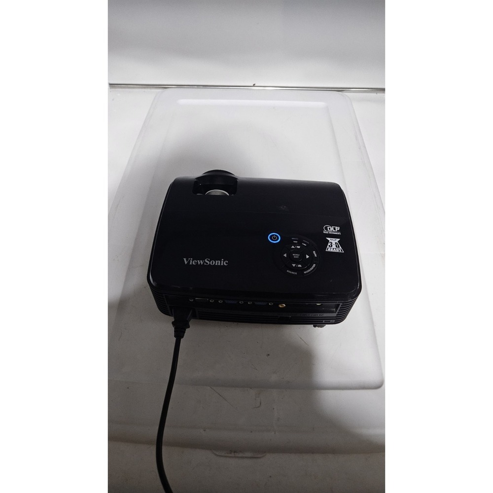 ViewSonic PJD5111 2500 Lumens Portable DLP Projector